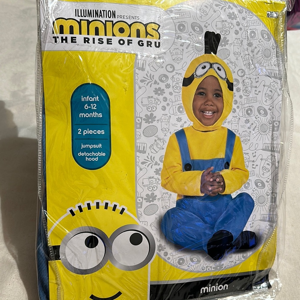 Minions Infant Costume with Hood infant 6-12 months